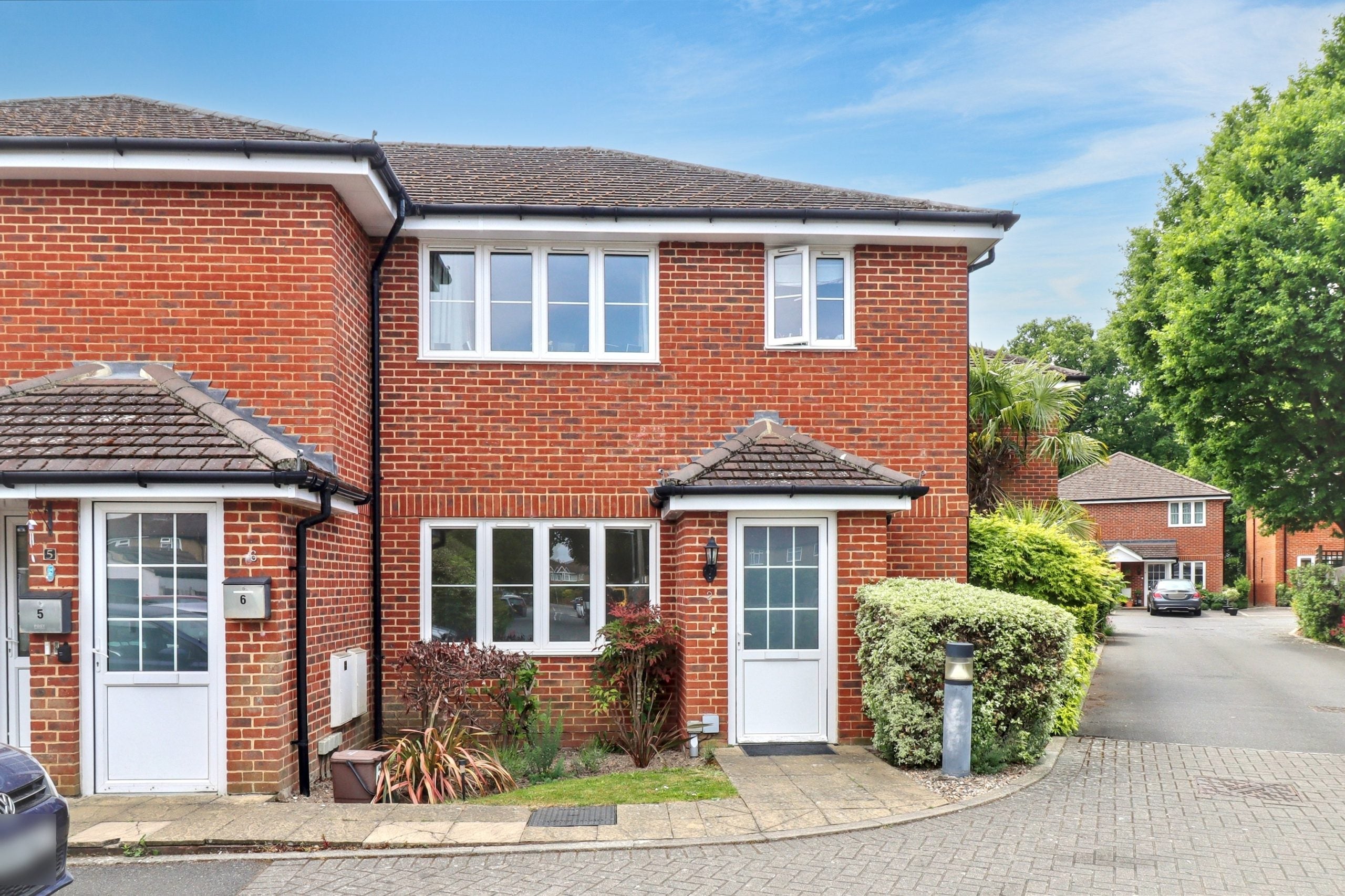 Flat Hollingsworth Mews in Watford