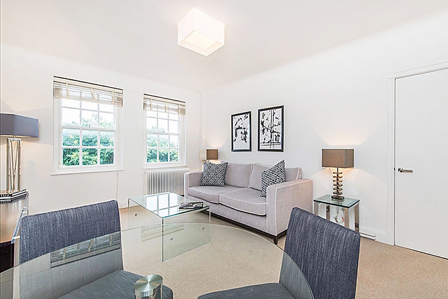 Flat Fulham Road in Greater London