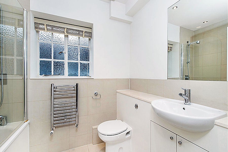 Flat Fulham Road in Greater London