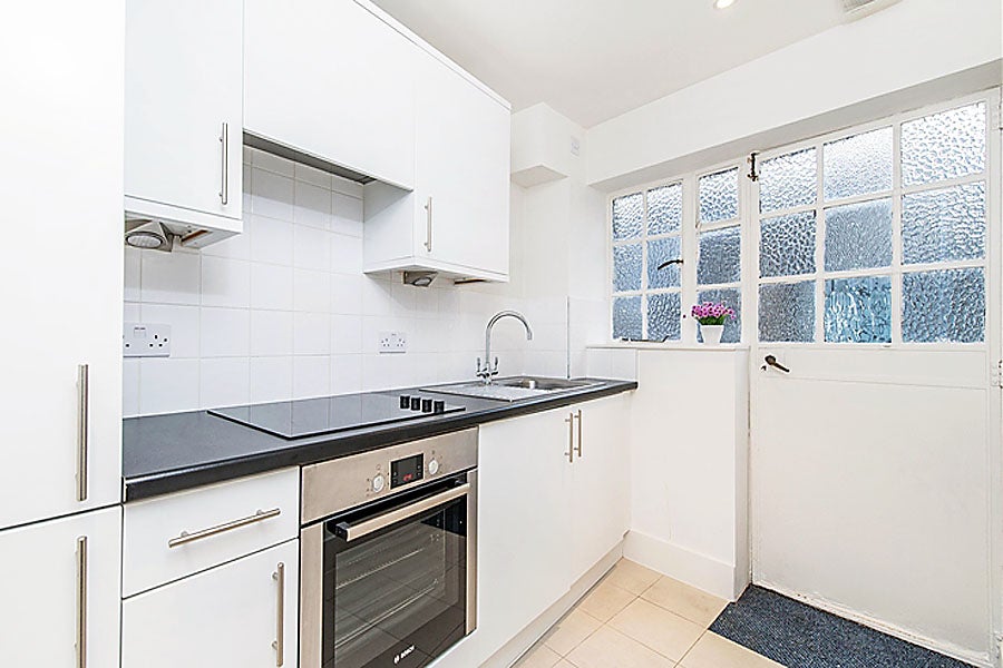 Flat Fulham Road in Greater London