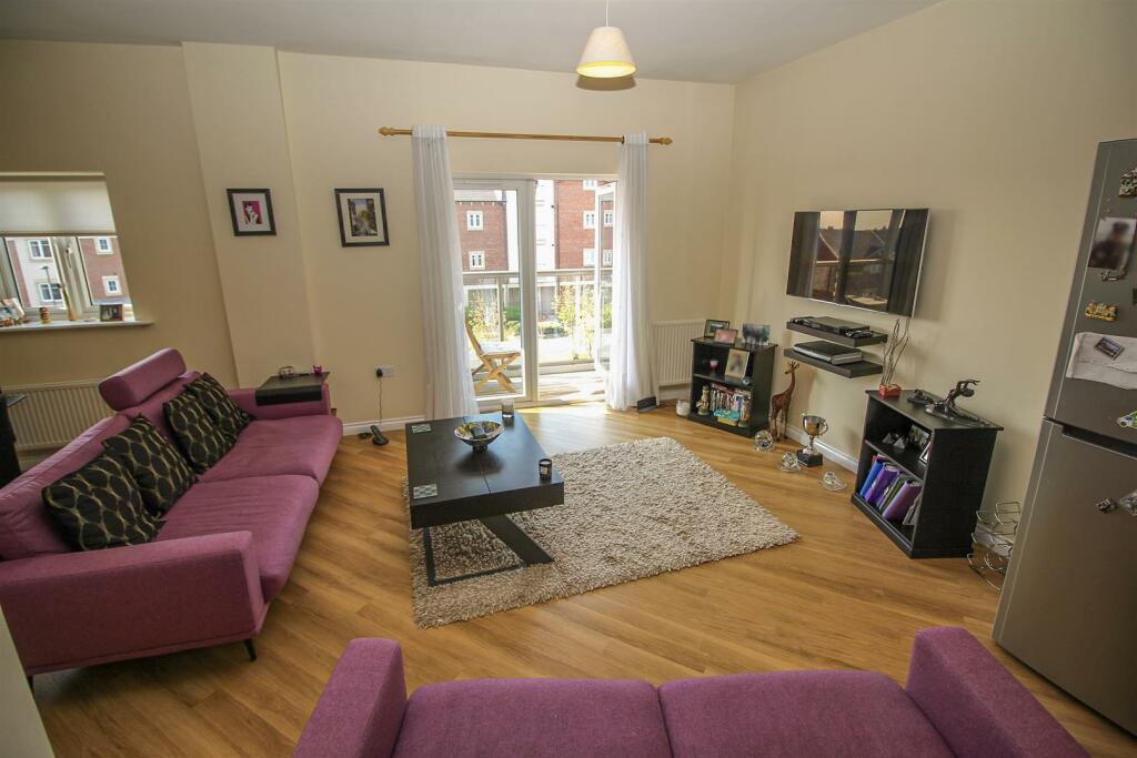 Flat Charlton Court in Newcastle upon Tyne