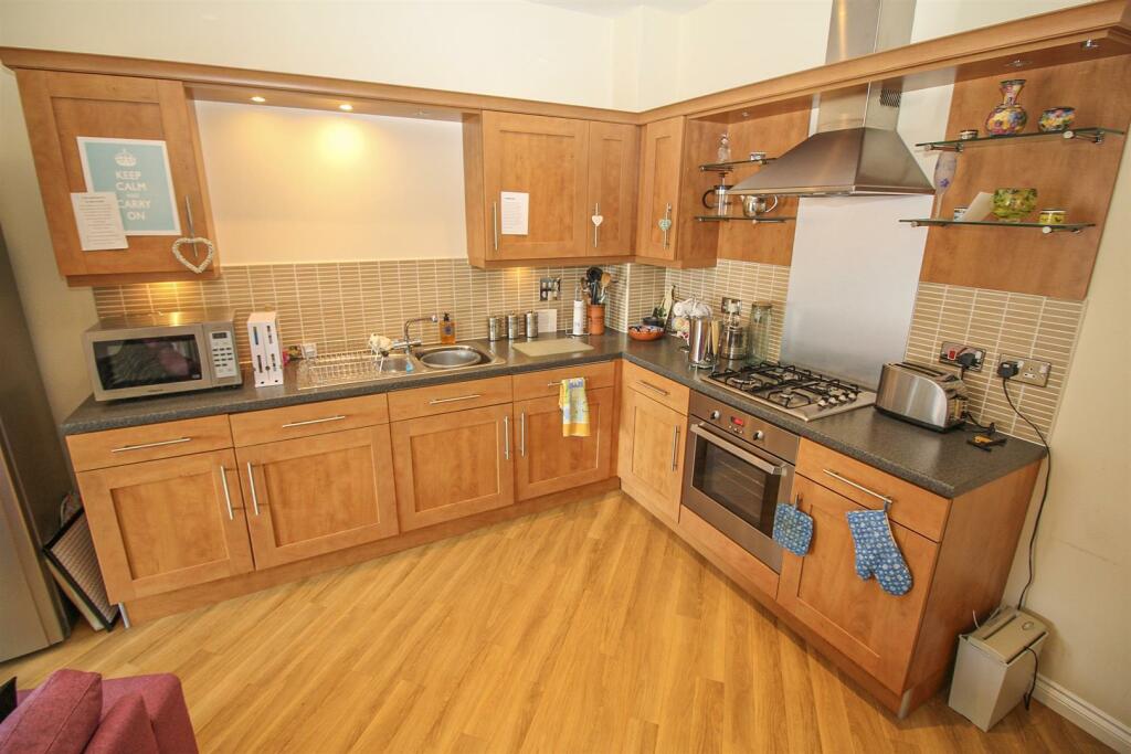 Flat Charlton Court in Newcastle upon Tyne
