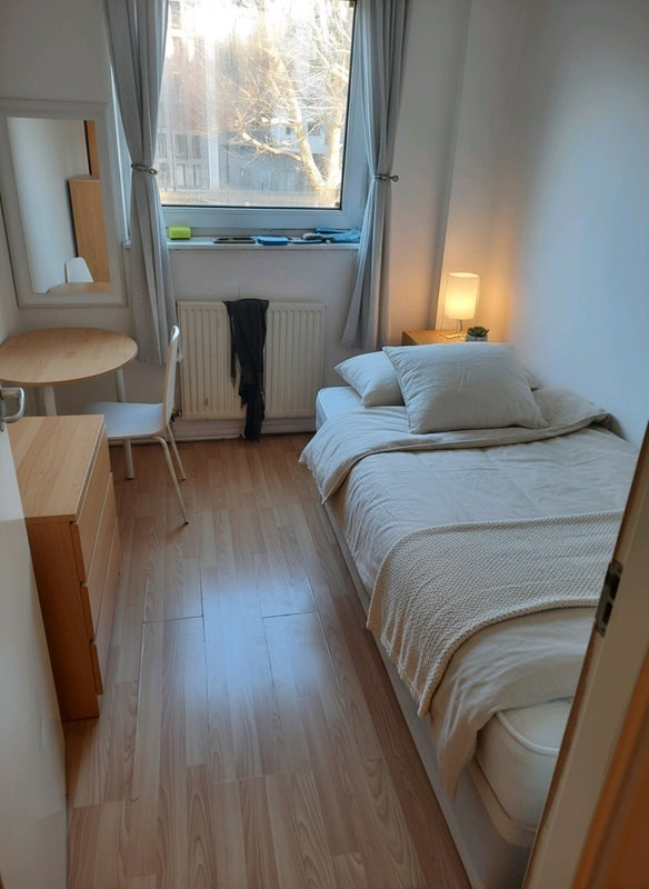 Room Kilner Street in Greater London
