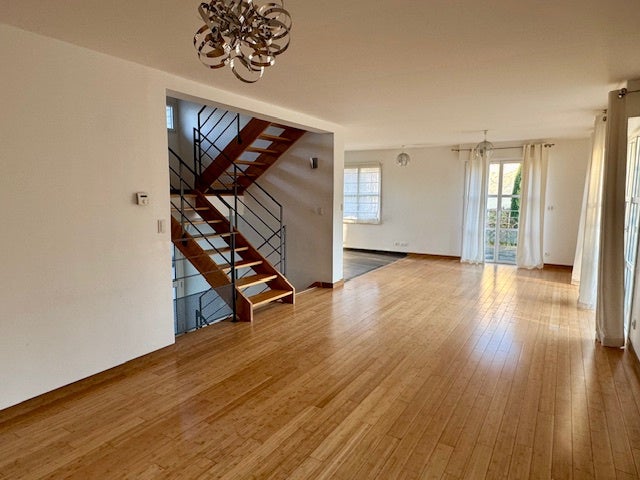 House Avenue Georges Clemenceau in Villennes-sur-Seine
