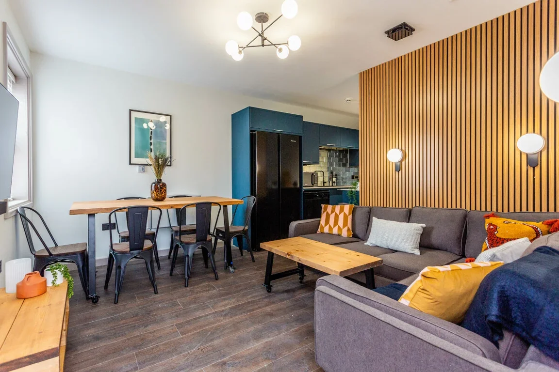 Flat Brass Thill in Durham