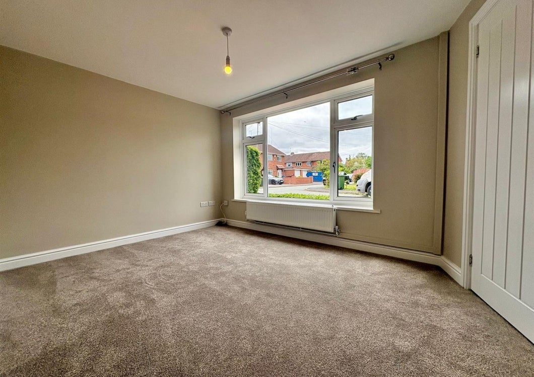 House Mount Close in Wombourne