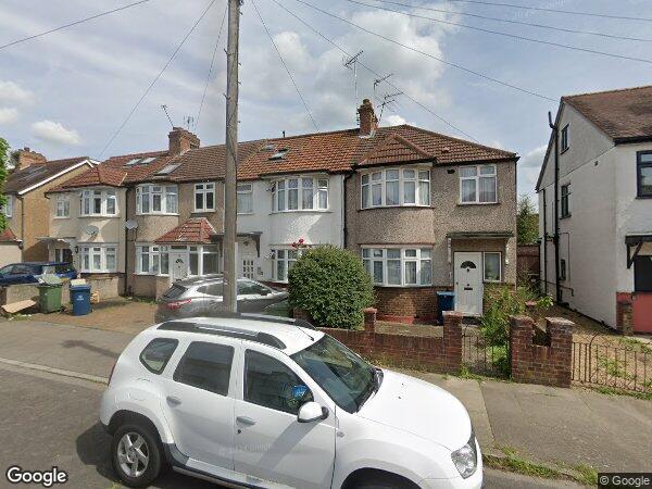 Room Carmelite Road in Greater London