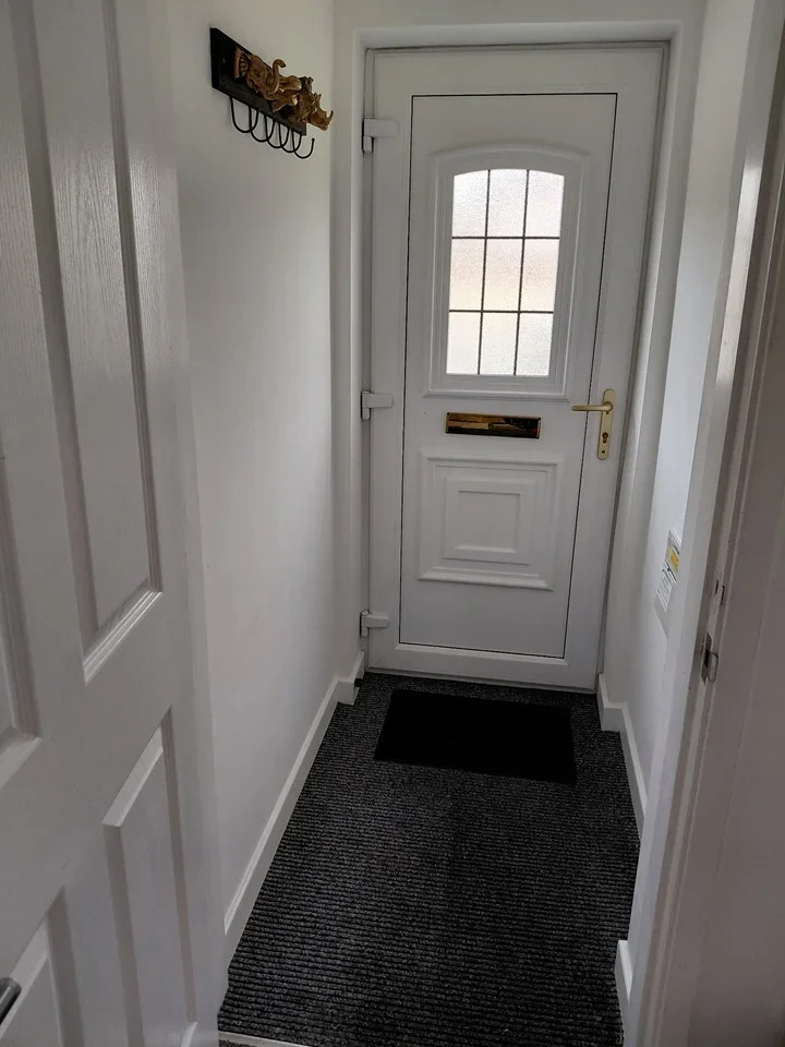 House Hawthorn Avenue in Greater London