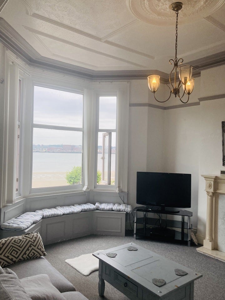 Flat Riversdale Road in Wallasey