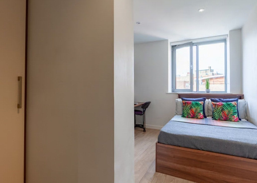 Flat The Grove in Greater London