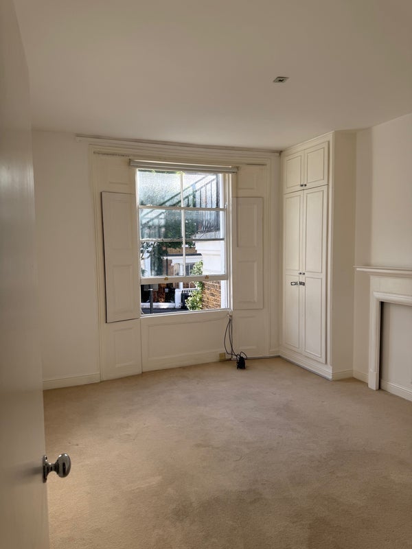 Room Hannington Road in Greater London