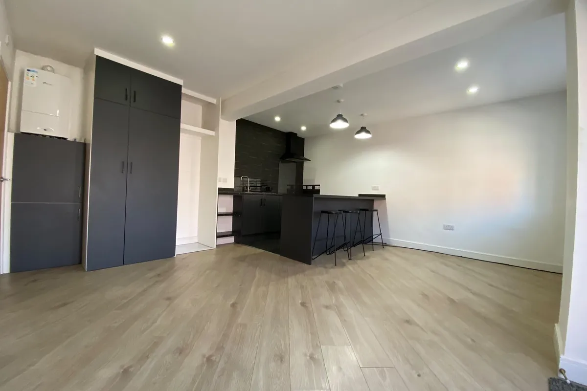 Flat Mitton Street in Wyre Forest