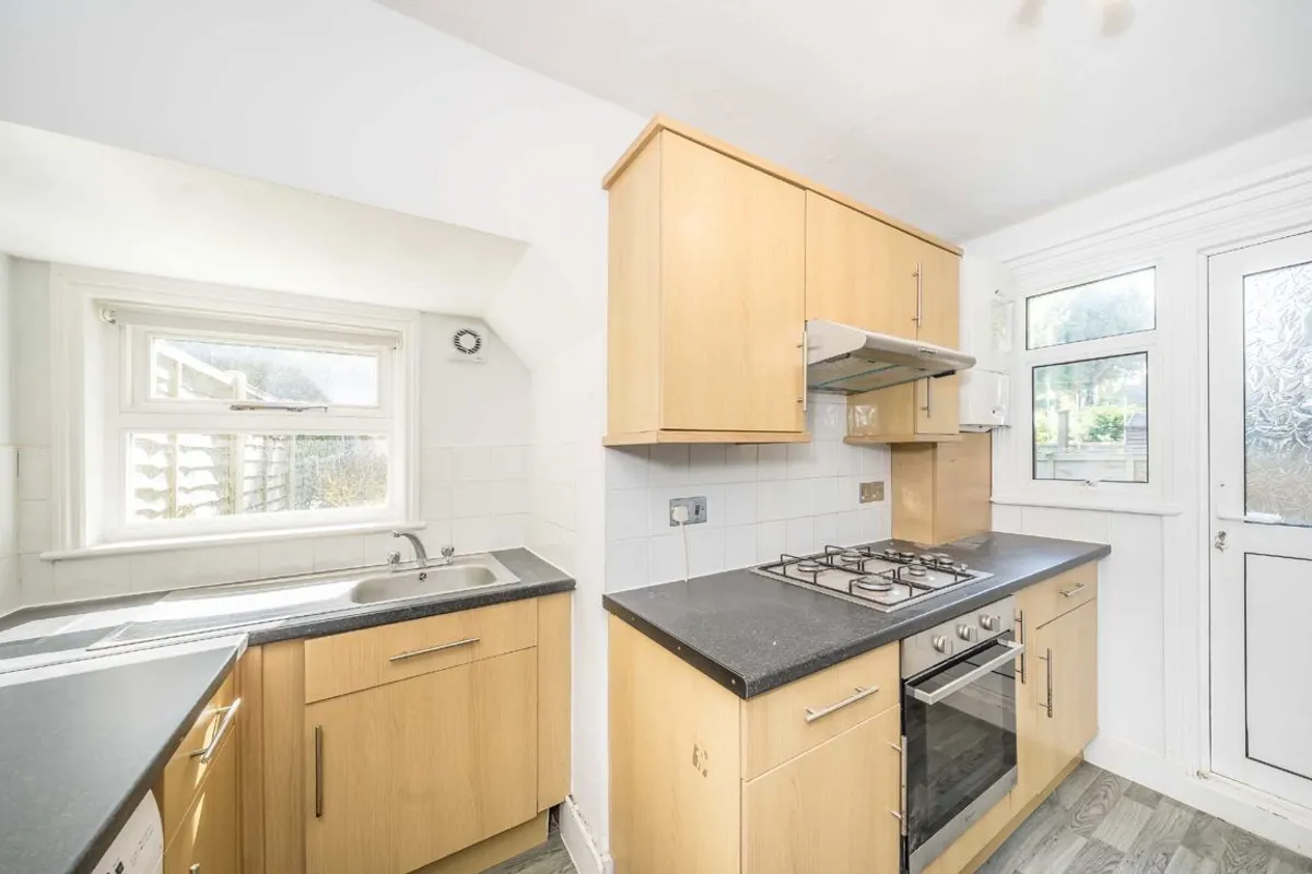 Flat Radbourne Road in Greater London