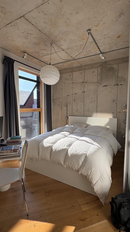 Room Prince Edward Road in Greater London