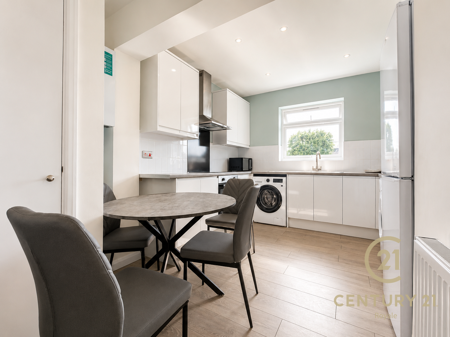 Room Surbiton Road in Greater London