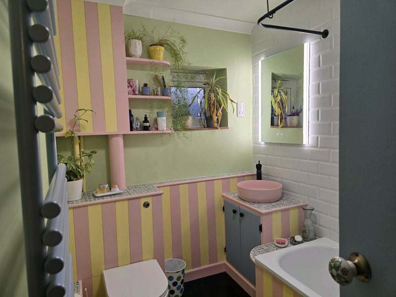 Room Middleton Road in Greater London