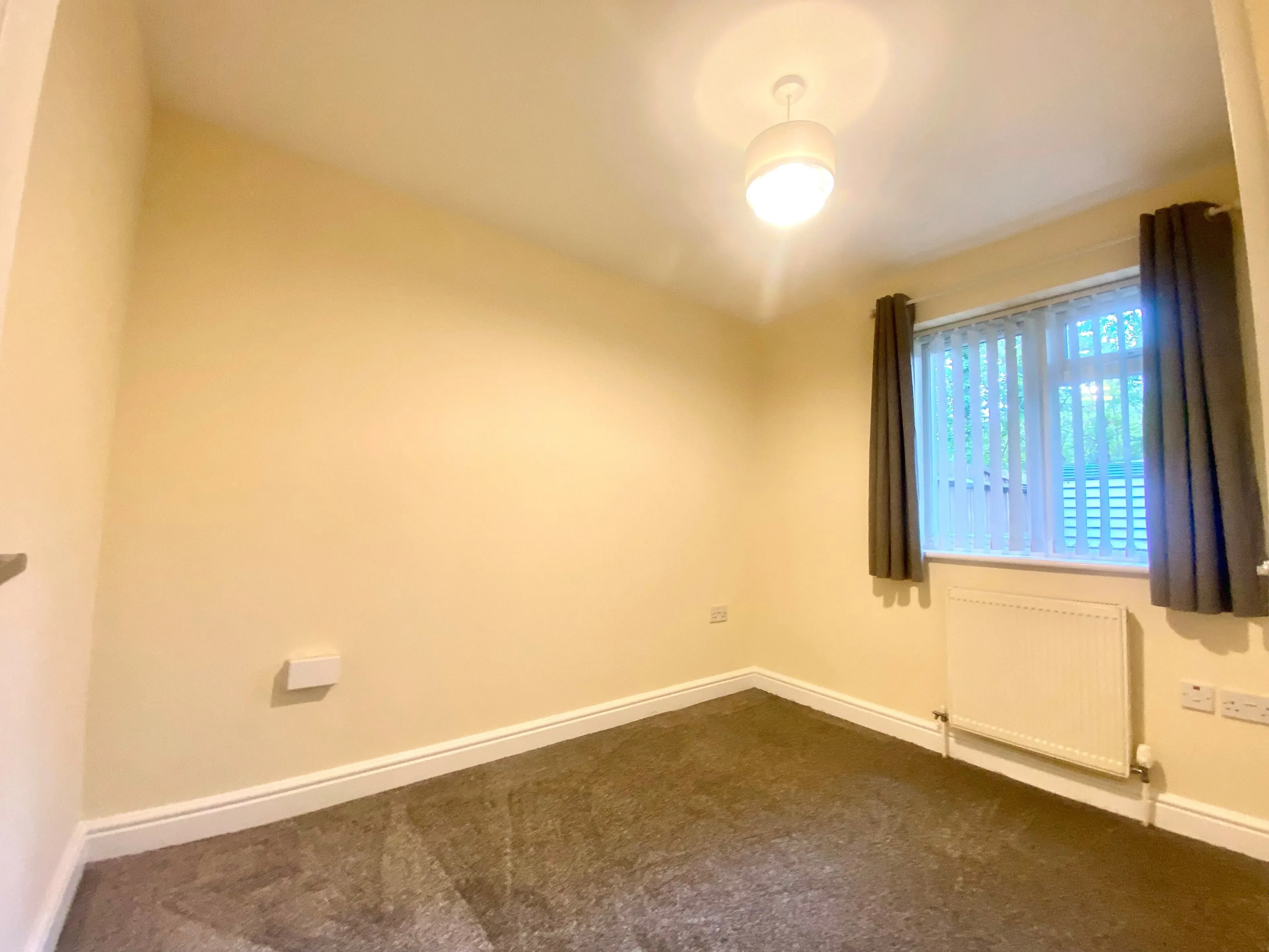 Flat Birch Grove in Eastleigh