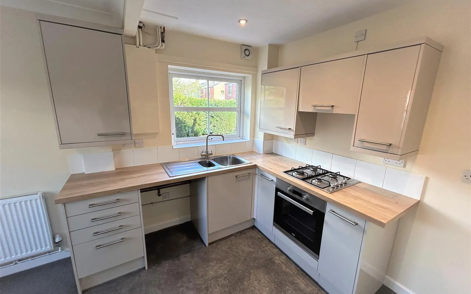 Flat Woodfield Street in Wyre Forest