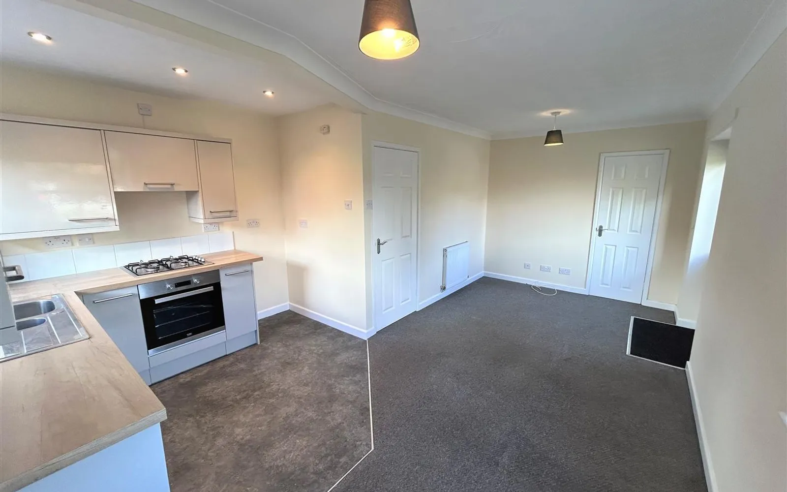 Flat Woodfield Street in Wyre Forest