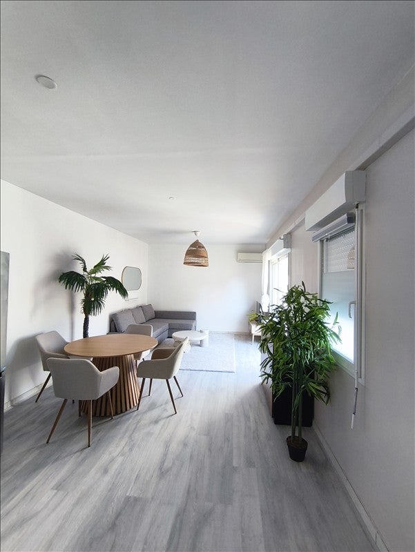 Flat Rue Fortin in Marseille