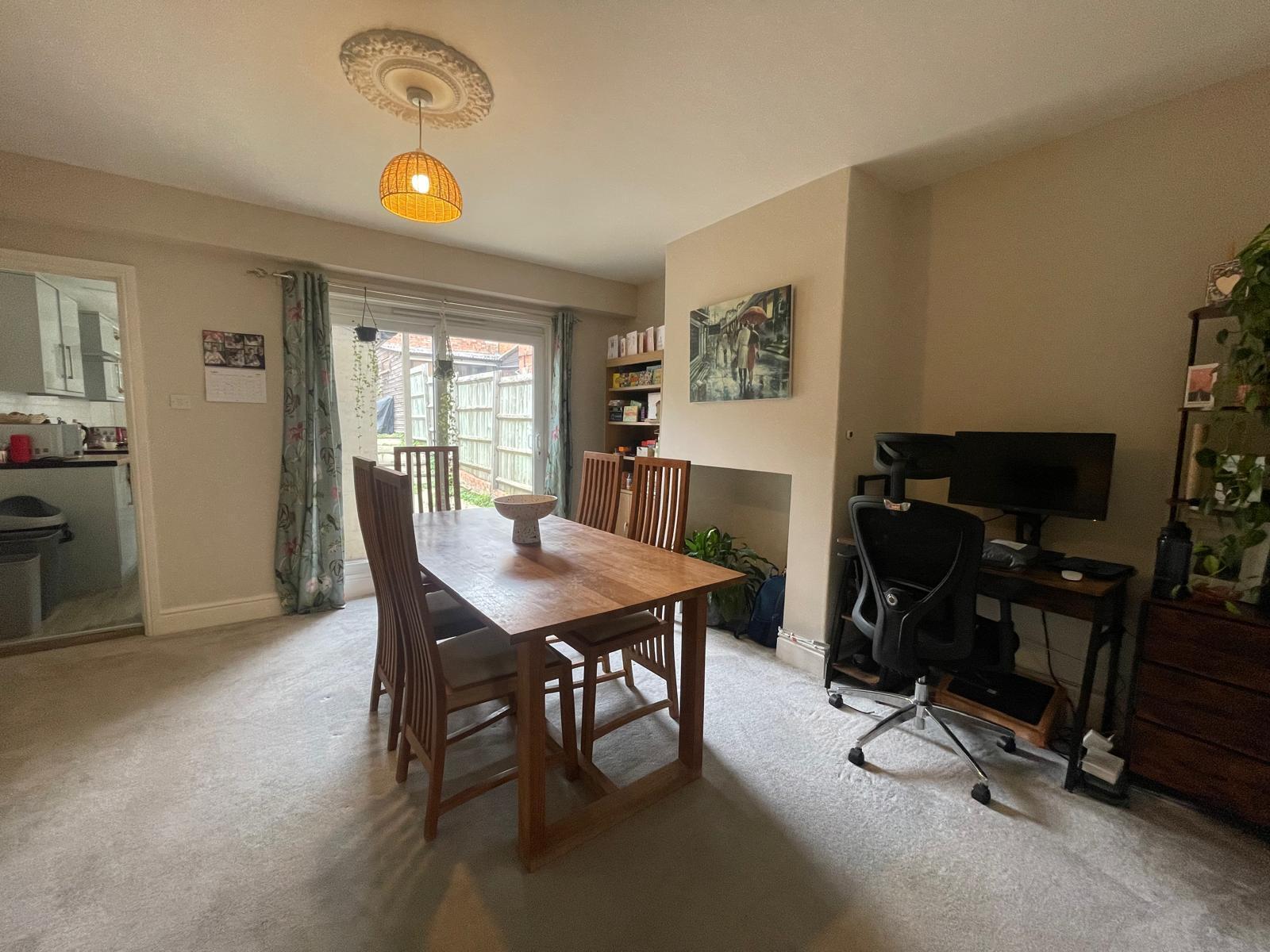 Flat Clarendon Street in Royal Leamington Spa