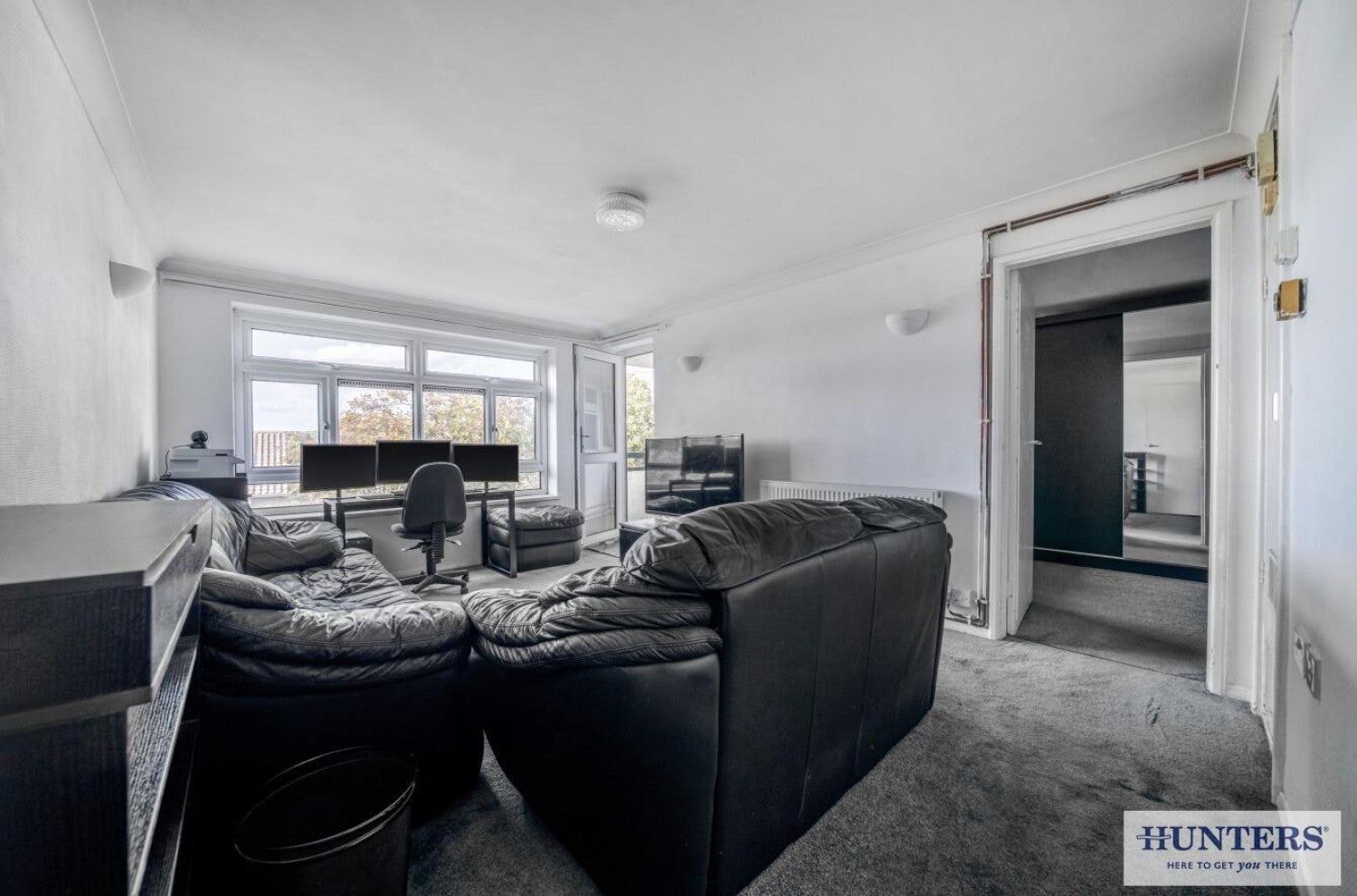 Flat Wickham Street in Greater London