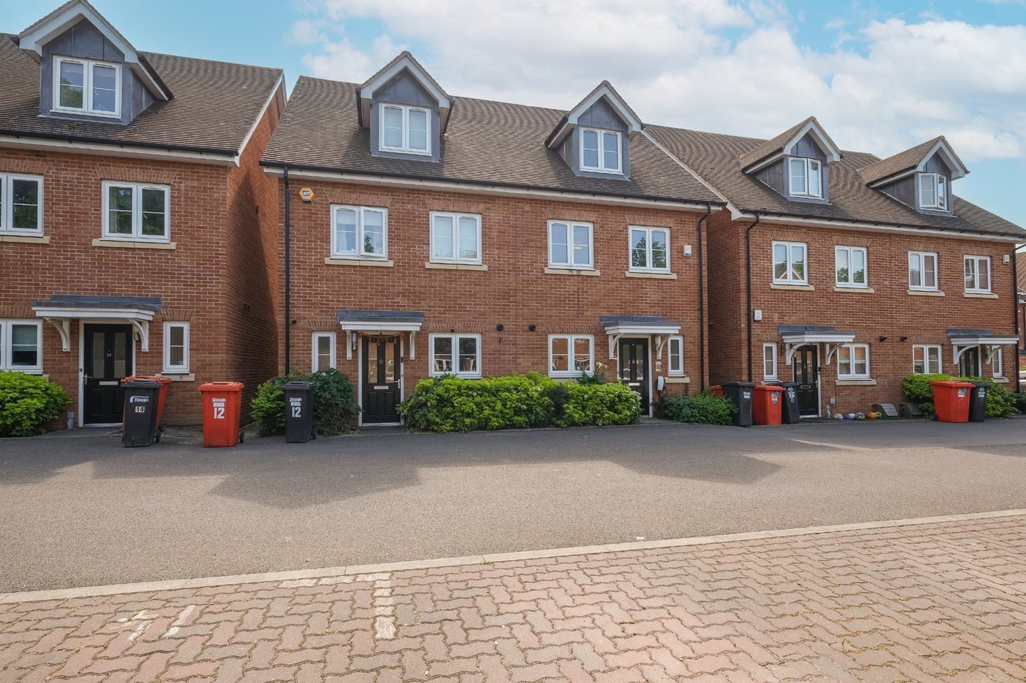 House Meyers Close in Slough