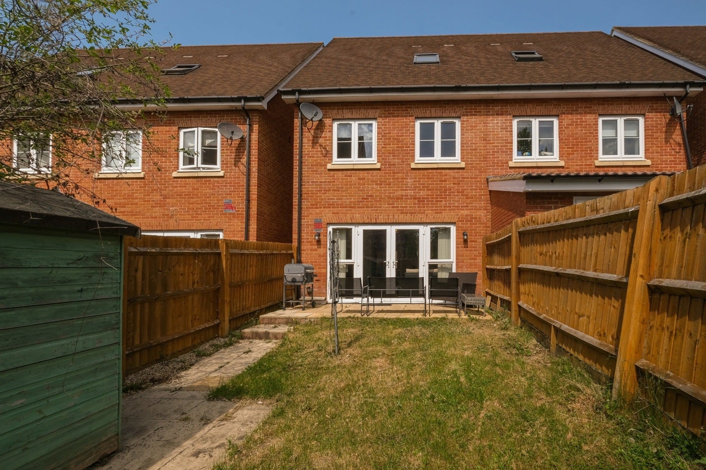 House Meyers Close in Slough
