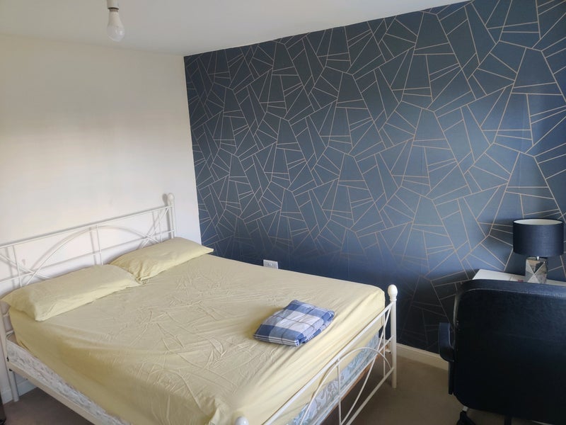 Room Oak Leaze in Bristol