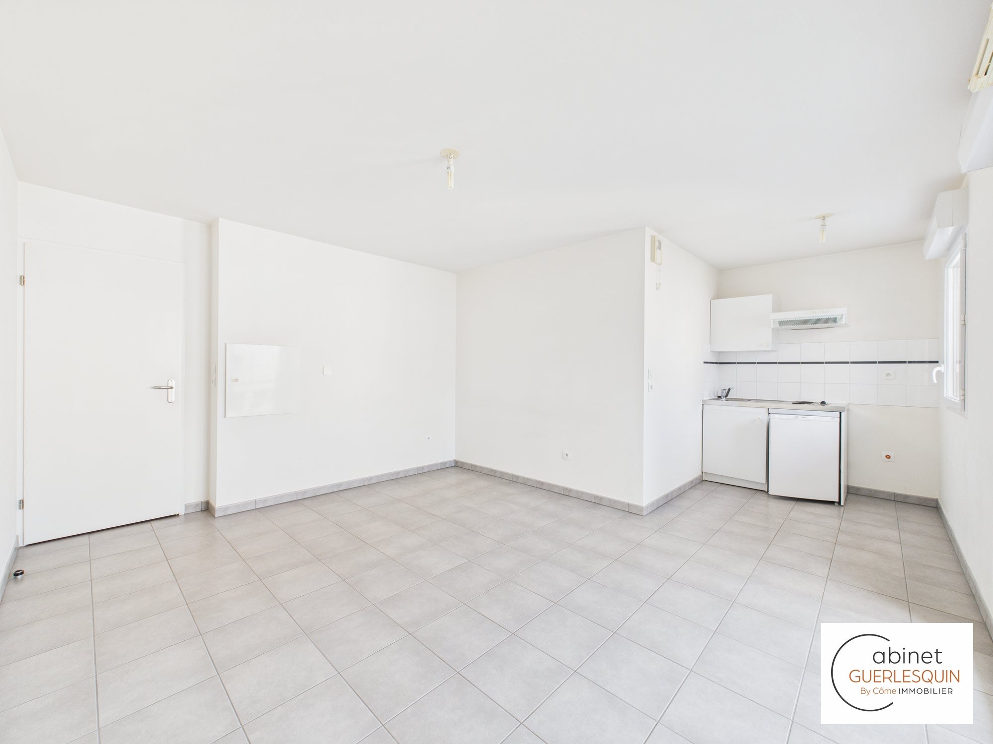 Flat Rue des Stocks in Nantes