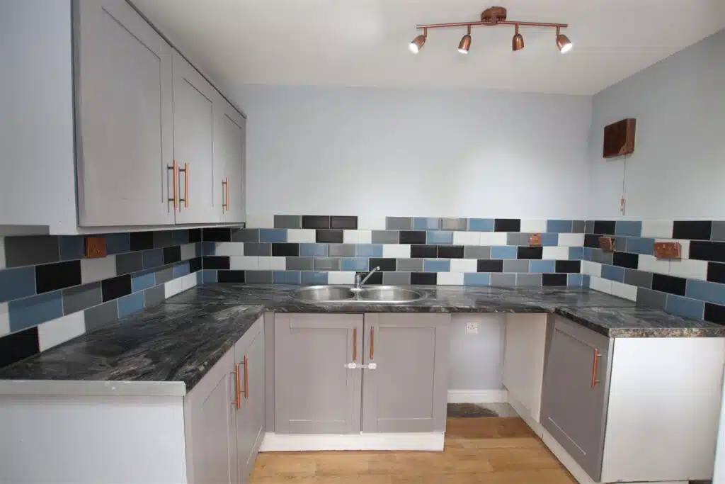 Flat Osbourne Road in Dartford