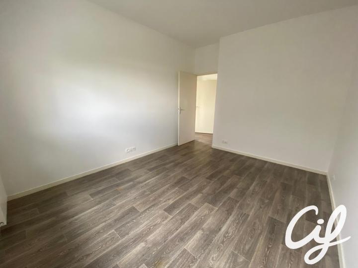 Flat Rue Anita Conti in Nantes