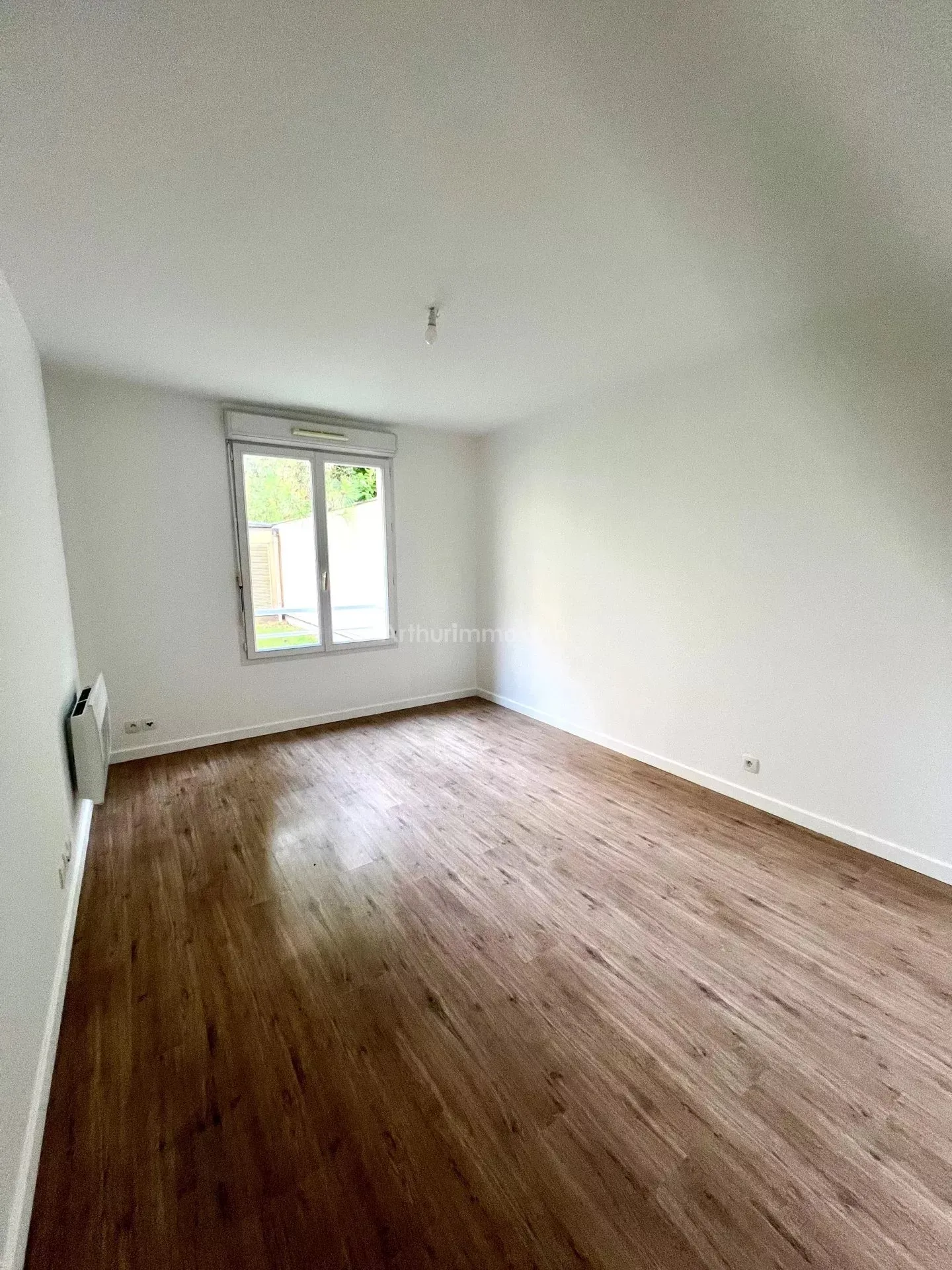 Flat Avenue Paul Vaillant-Couturier in Paray-Vieille-Poste