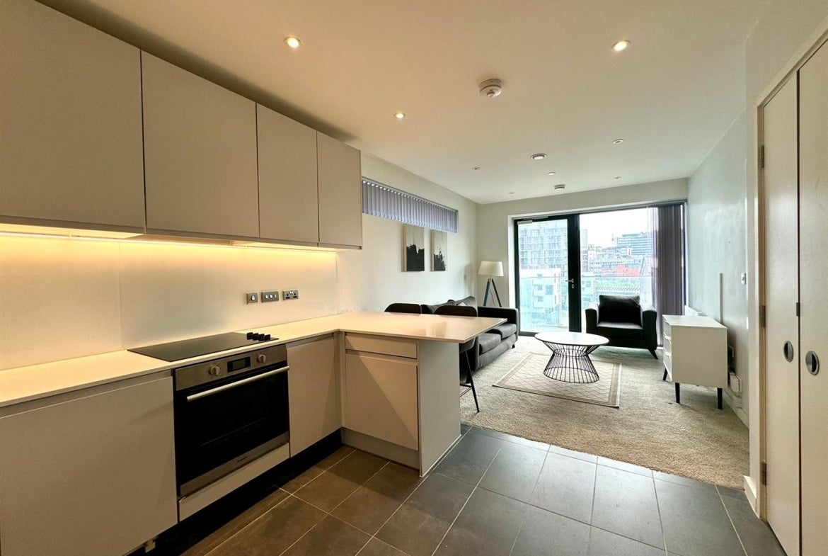 Flat Bury Street in Salford
