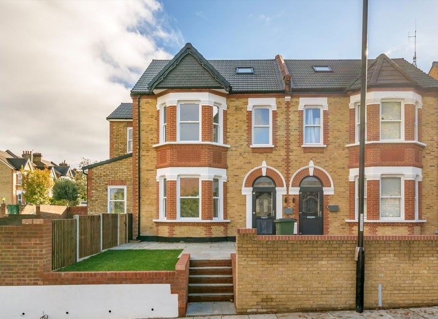House Foxcroft Road in Greater London