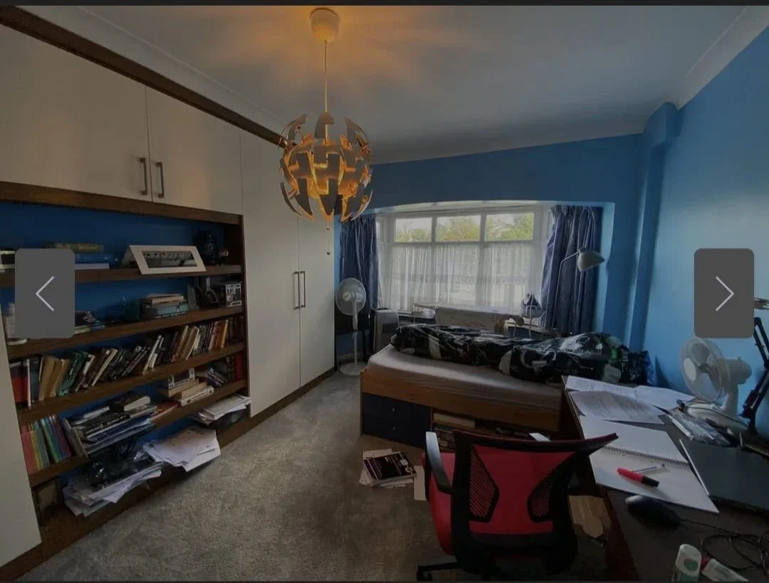 Room Dawlish Drive in Greater London