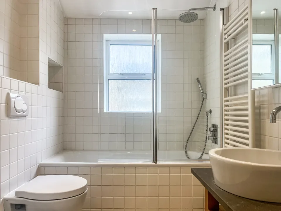 Flat Clapham Common North Side in Greater London