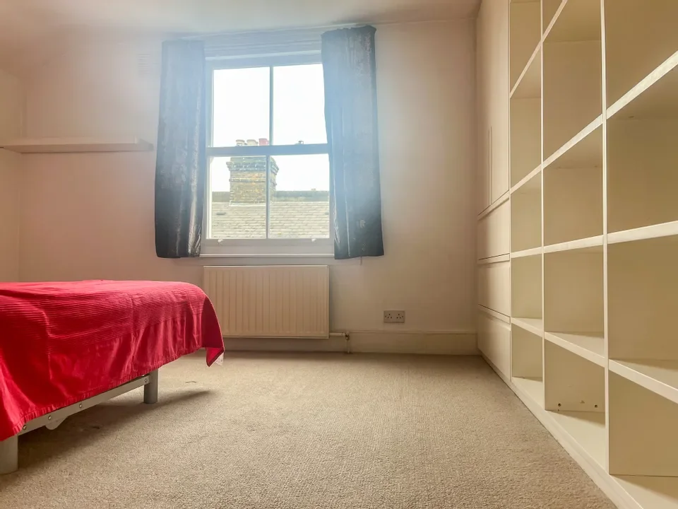 Flat Clapham Common North Side in Greater London