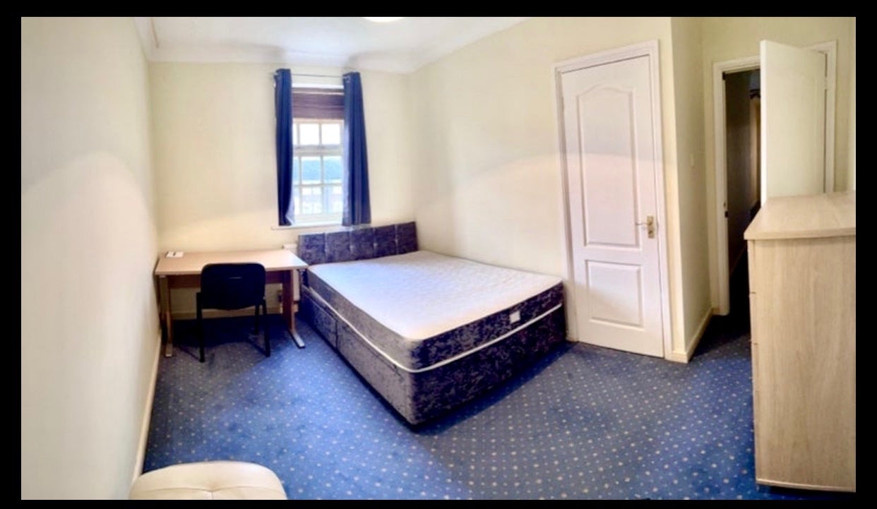Room Leygreen Close in Luton