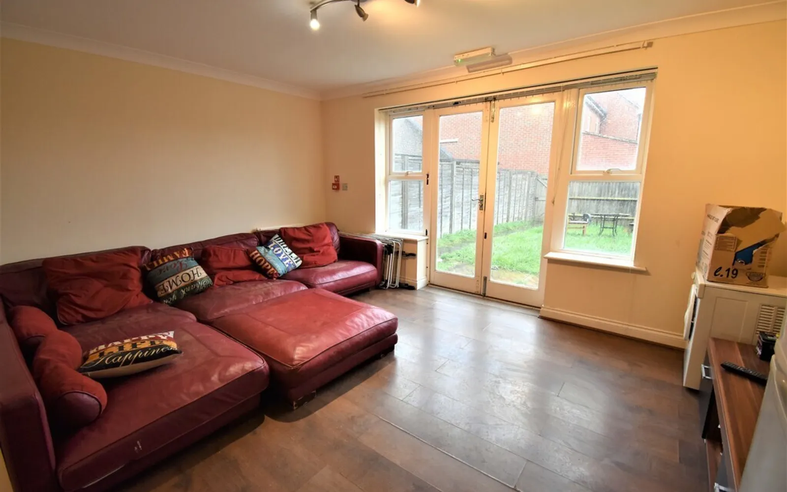 Room Cavell Drive in East Hertfordshire