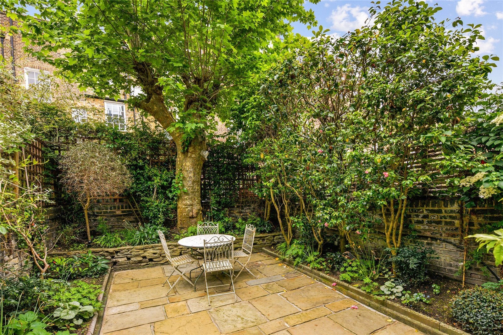 House Halsey Street in Greater London