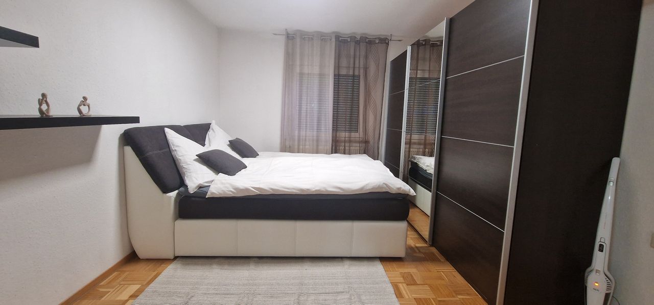 Wohnung Deckerstraße in Stuttgart
