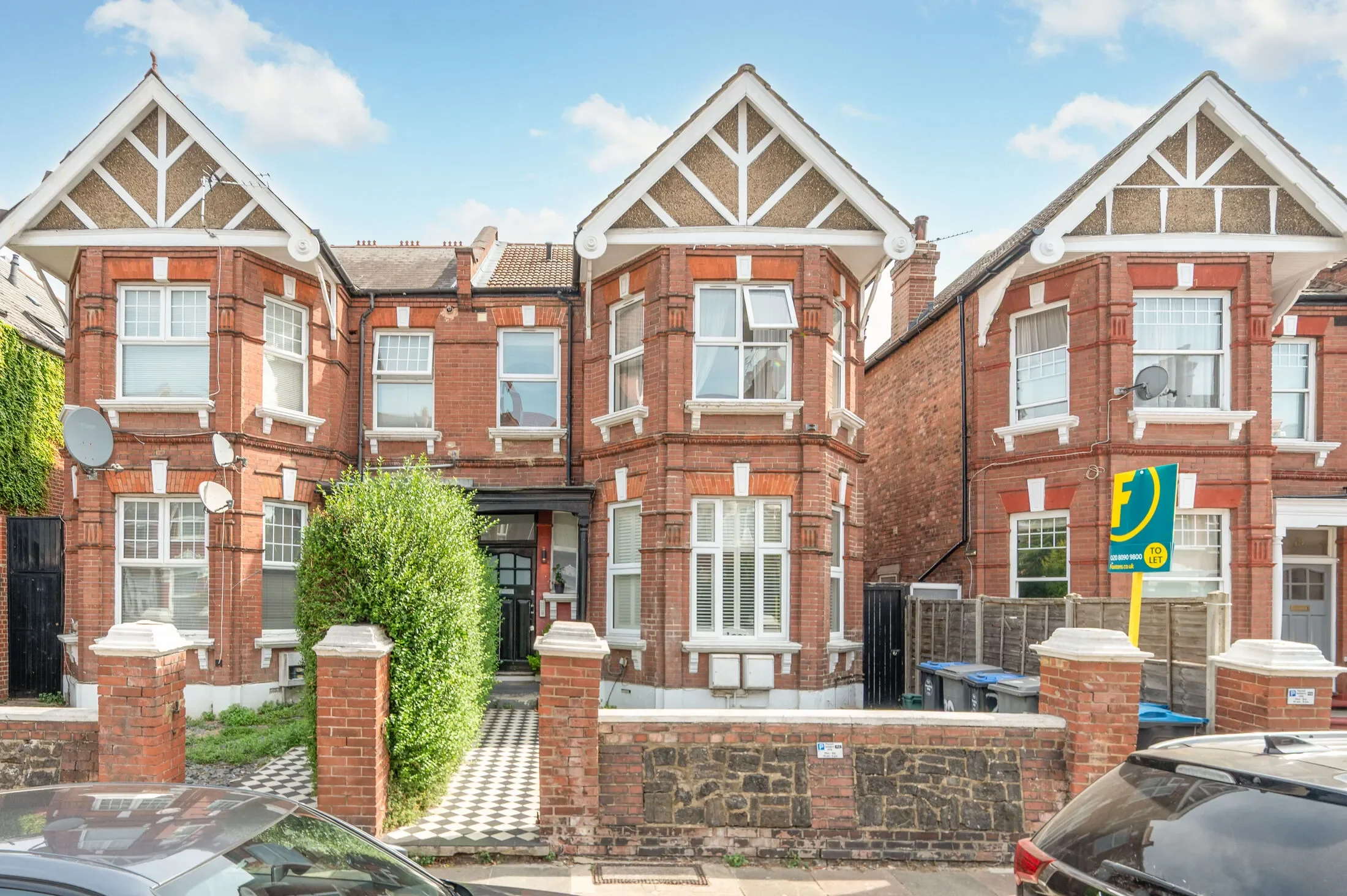 Flat Sheldon Road in Greater London