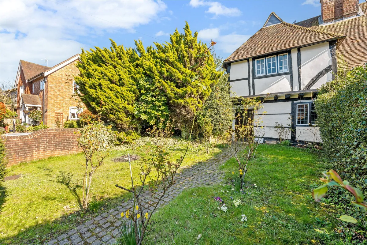 House Wellers Close in Westerham