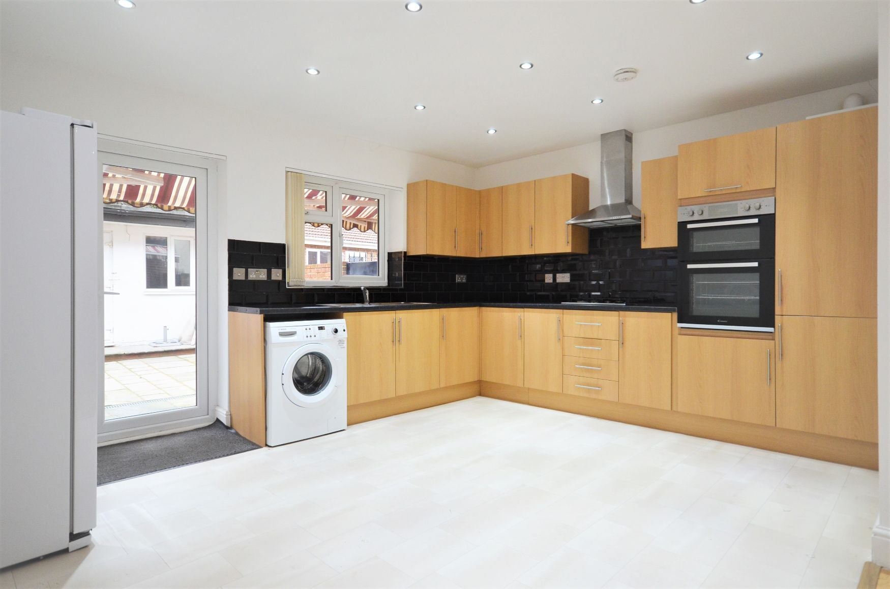 House Hadley Gardens in Greater London