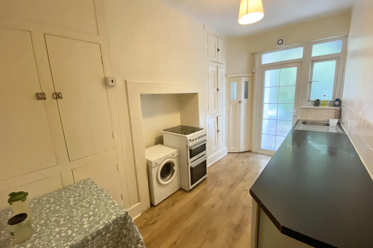 Flat Otley Road in Leeds
