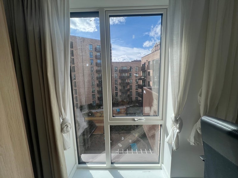 Room Norah Smyth Road in Greater London
