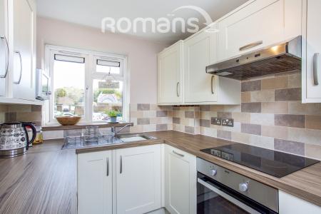 Flat Perry Oaks in Bracknell