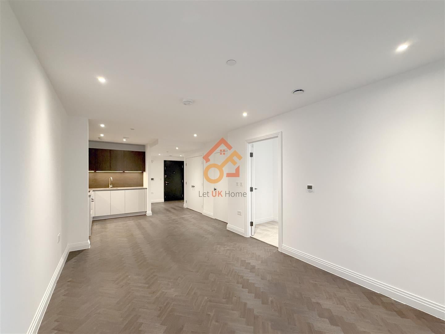 Flat Eden Place in Oxted