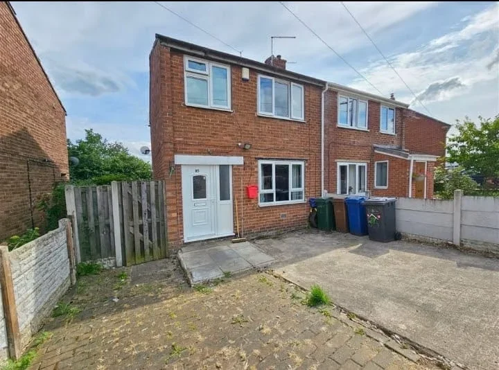 House Grange Road in Royston